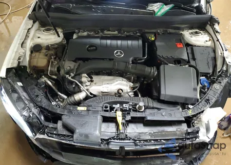 2020 Mercedes-Benz Glb 250 4Matic z USA, uszkodzony, nr VIN W1N4M4HB1LW027737